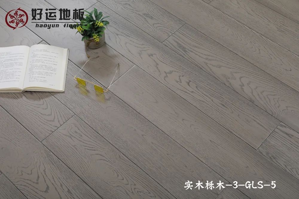 香蕉视频黄色片丝袜5.jpg