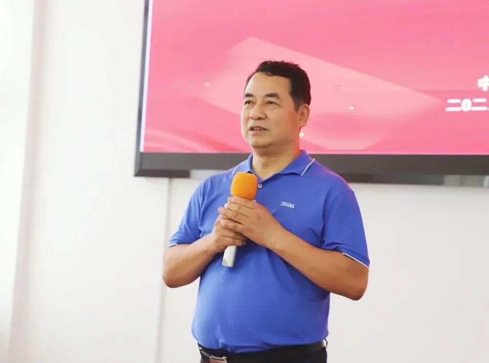 香蕉视频黄色片丝袜22.jpg